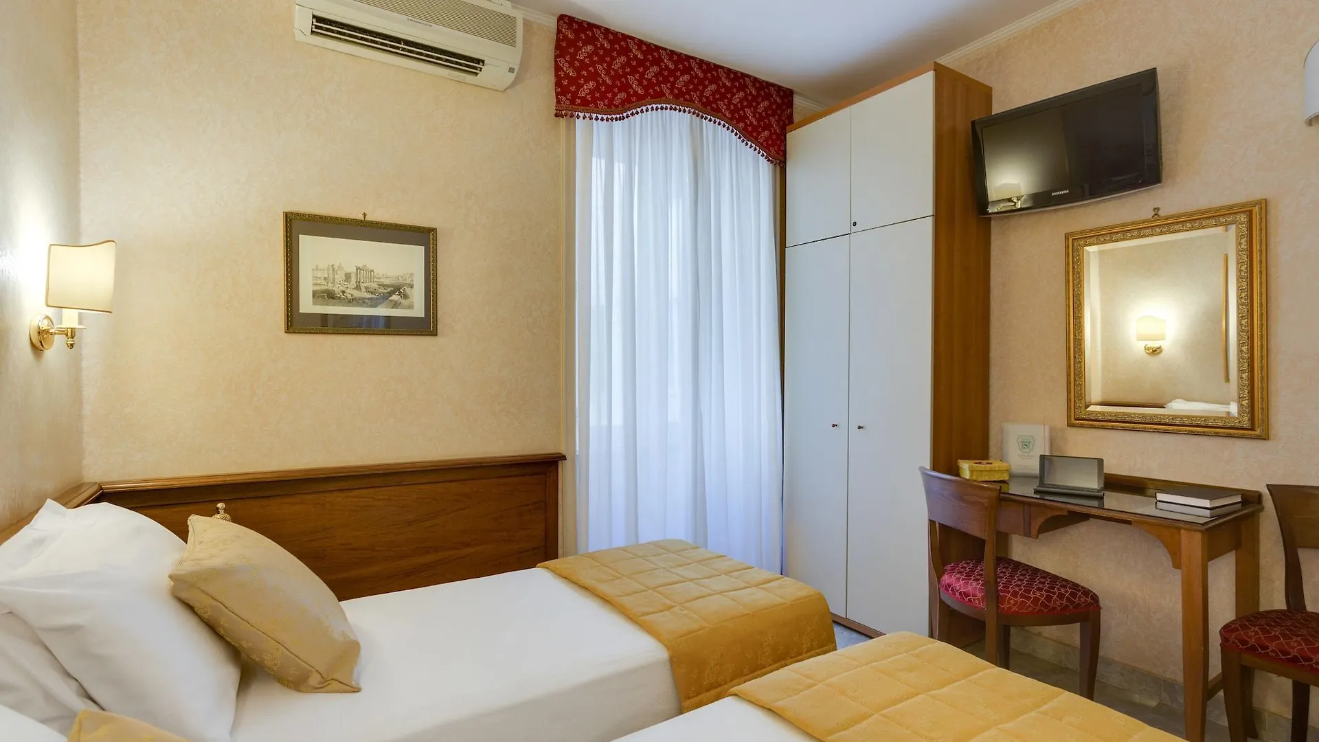 **  Hotel Silla Rome Italy